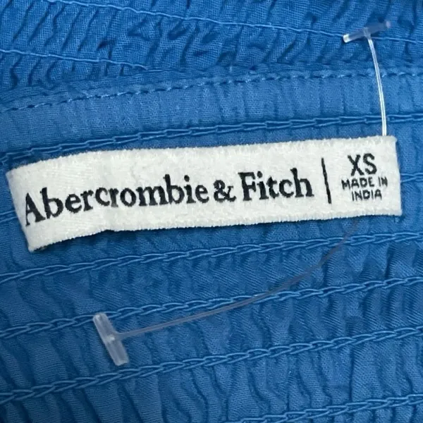 Abercrombie & Fitch Womens Blue V-neck Sleeveless Smocked Crop Blouse Top Sz XS - Image 4
