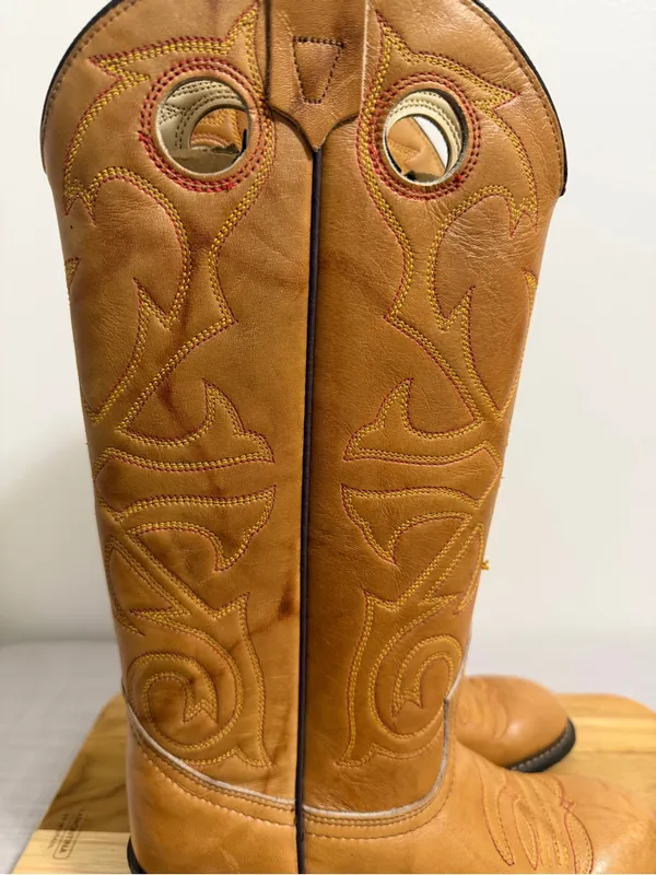 Texas Vintage Women's Low Heel Embroidered Boot Size 5.5 #267023 - Image 2
