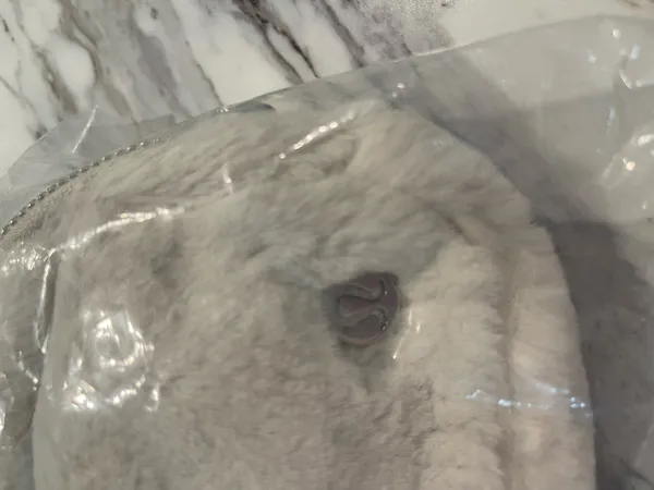 Lululemon Sherpa Belt Bag Everywhere 1L Fleece Ivory - Image 3