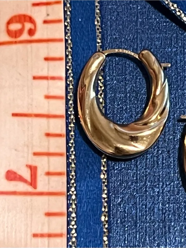 Macy’s 14K Gold Hoop Diamond Earrings W/ Resin Core - Image 16