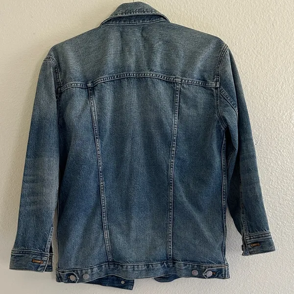 Madewell Classic Blue Jean Jacket - Image 2