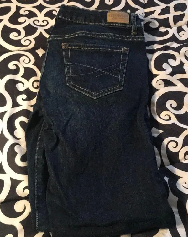 Aeropostale Dark washed skinny jeans - Image 2