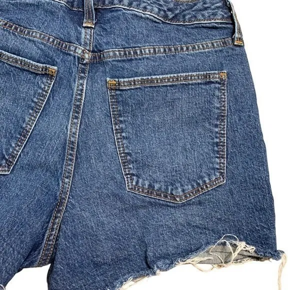 Universal Thread Vintage Midi Jean Shorts Womens 10 Cut Off Distressed Denim - Image 4