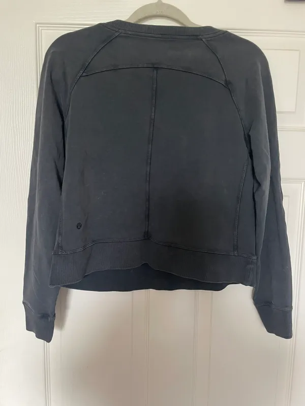 Lululemon Crew Neck Sweatshirt - Image 2