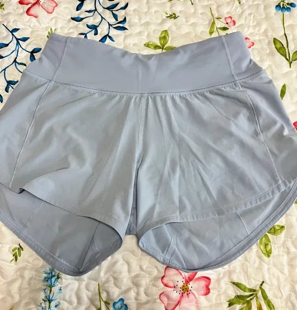 Lululemon Speed Up Shorts - Image 4