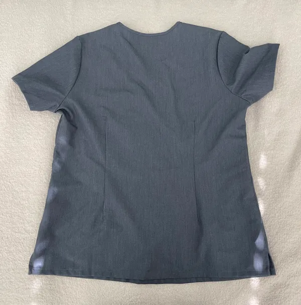 FIGS scrub top - Image 3