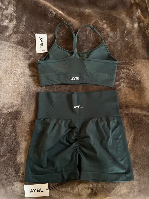 AYBL EMPOWER SEAMLESS SET - Image 2