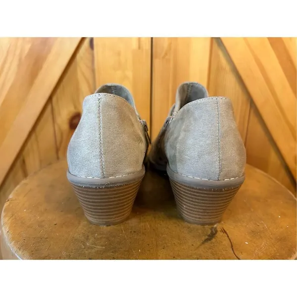 Rocket Dog Camel Color Booties, Size 7 - Image 4