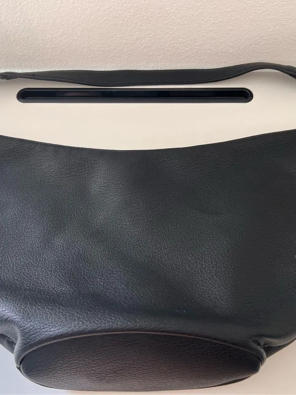 Mali + Lili Black Half Moon Sling Bag - Image 4