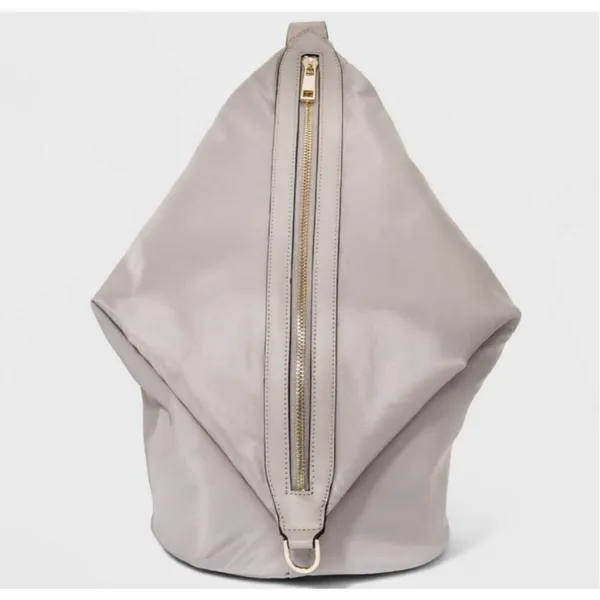 ✨A New Day Convertible Sling Handbag✨ - Image 4