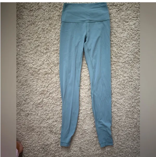 Lululemon Leggings Align 28" - Image 3