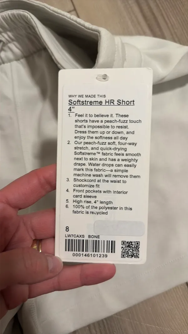 Lululemon Shorts Softstreme High-Rise 4" - Image 2