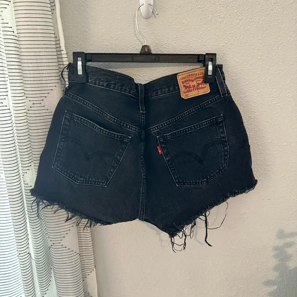Levi's shorts - Image 2