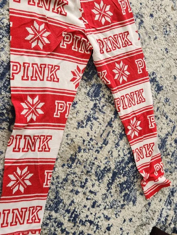 Victoria's Secret Pink Thermal Snowflake 2 Piece Pajamas Size M/L - Image 6