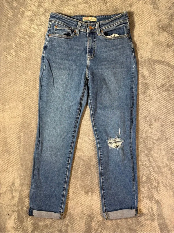 Signature by Levi Strauss Boyfriend Jeans Womens 6/28 Distressed Cuffed Stretch - Image 2