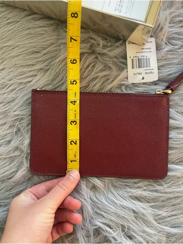 NWT COACH Glitter Star Wristlet Pouch in Red - Image 10