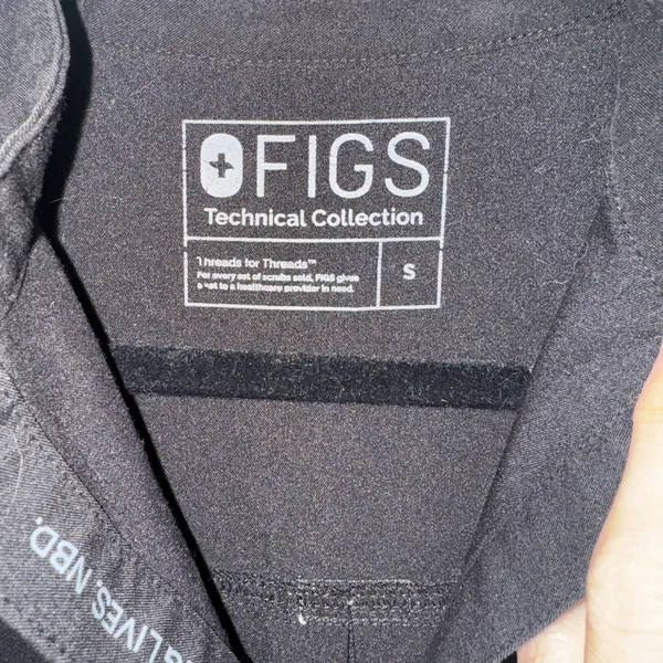 FIGS Technical Collection Black Top - Image 4