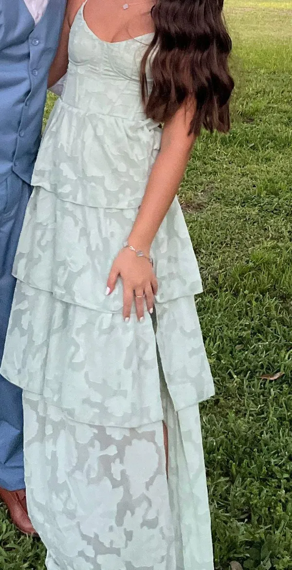 Showpo Formal Green Dress - Image 3