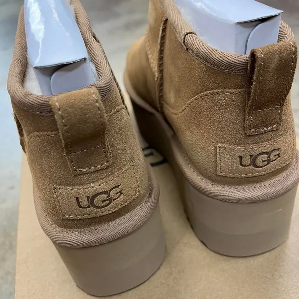 Ugg Women's Tan and Brown Boots - Image 6