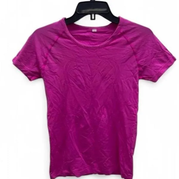Lululemon Swiftly Tech short sleeve T-shirt in magenta - Image 4