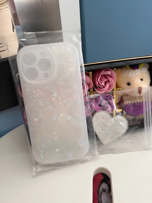 iphone 16 pro max Heart Case - Image 4