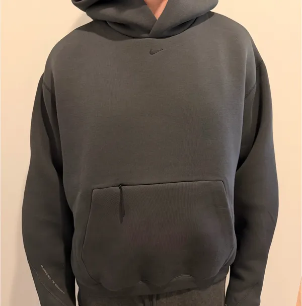 Nike Oversized Tech Fleece Crop Hoodie - Image 7