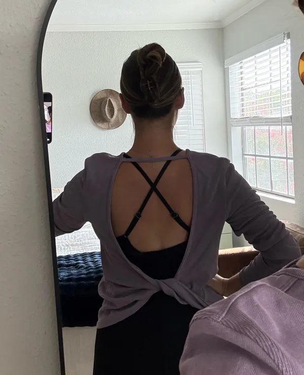 Lululemon long sleeve top - Image 2
