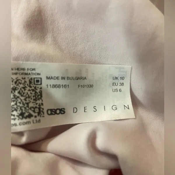 ASOS Design Seersucker Red Swimsuit Size 6 New - Image 3