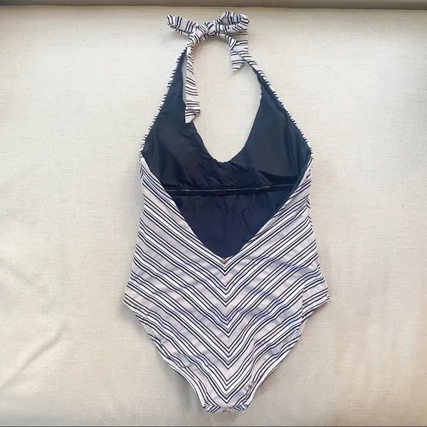 𝅺NWT PILYQ PQ Harbour Stripe Avery One Piece Swimsuit S - Image 5