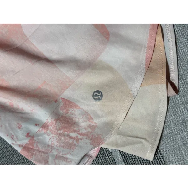 Lululemon Court Rival High Rise Skort Tall Pastel Multi Abstract Print Size 8 - Image 2