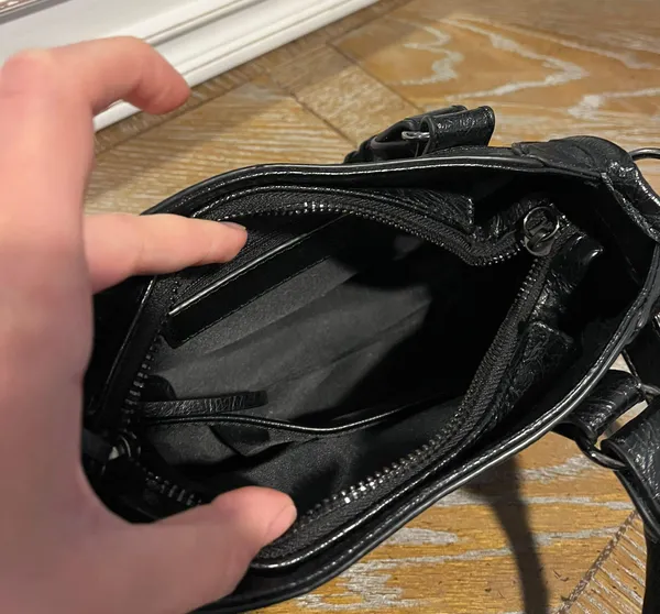 Amazon BLACK BAG - Image 4
