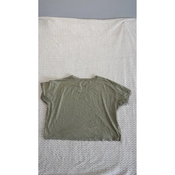 Lululemon Cates Tee Heathered Olive Green Cropped Boxy T-Shirt Womens Size 6 - Image 3
