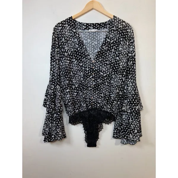 Free People Intimately Bodysuit Womens XS Black Floral Bell Sleeve Lace Boho - Image 2