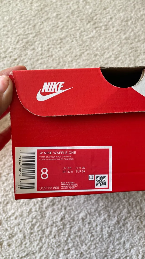 Women’s Nike Waffle One  - Image 5
