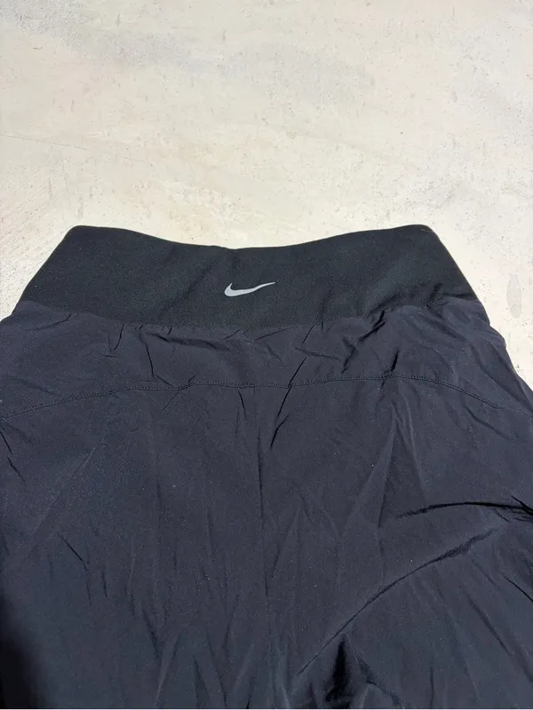Nike Black Women's Active Shorts XS - Image 5