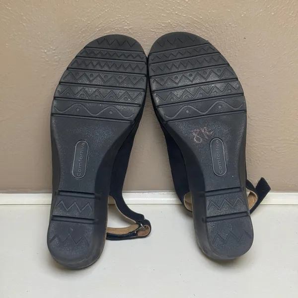 Comfortiva Women‎ Black Leather Wedge Sandals Pillowtop Memory Foam CT0026101 9M - Image 6