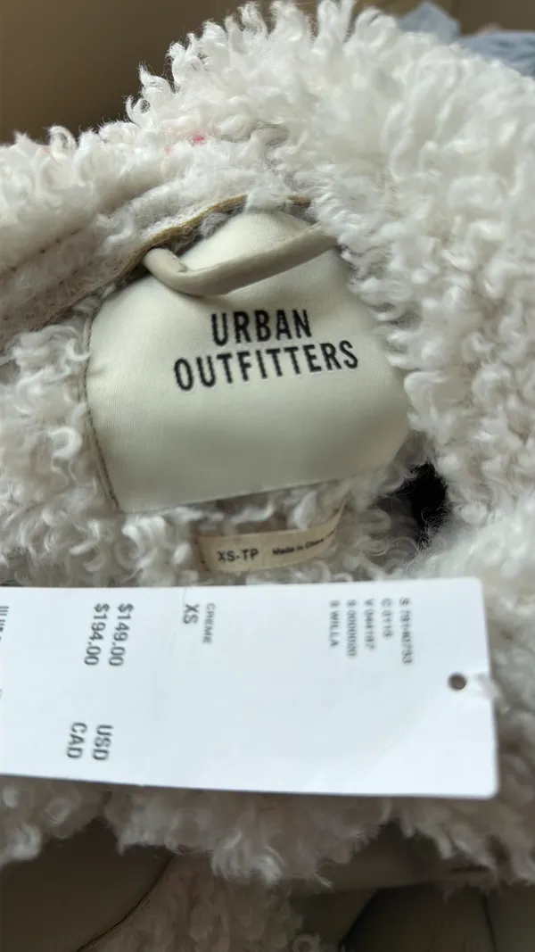 Urban Outfitters NWT Cream & White Faux Leather Jacket w Faux Fur Trim - Image 5