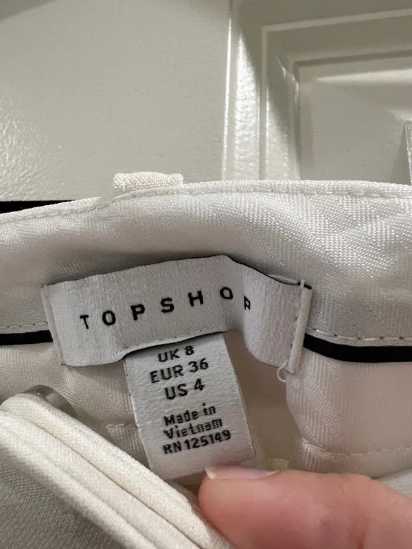 Topshop women’s trouser, cream, size 4 - Image 2