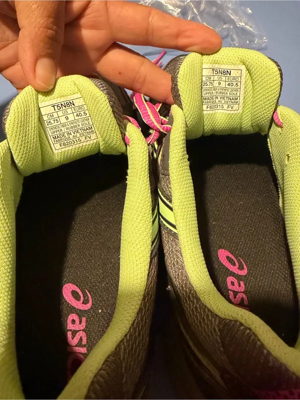 ASICS Gel Venture 5 Trail Running Shoes Women’s Size 9 Gray Pink Green - Image 4