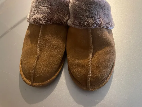 Serra Faux Fur and Faux Suede Slippers - Image 4