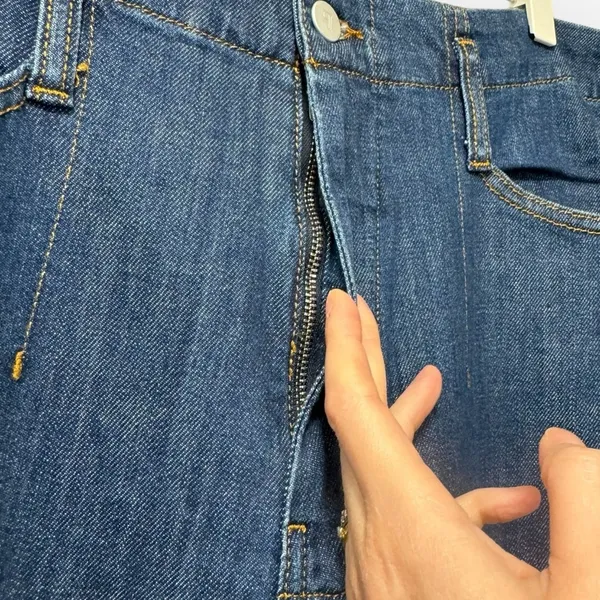 Pilcro Mid-Rise Tapered Jeans - Image 5