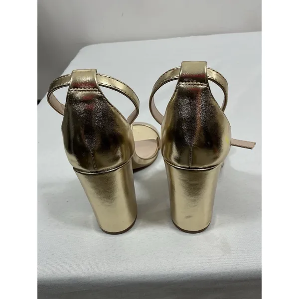 Womans NWOT The Drop Strappy Sandals 9 Gold Block Heel Open Toe - Image 5