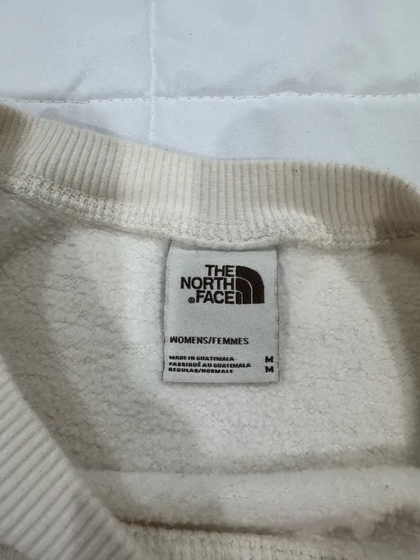 North face pull over  - Image 4