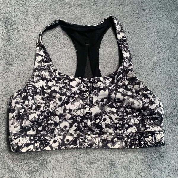 lululemon athletica invigorate Floral Print Sports Bra 8 black white - Image 3