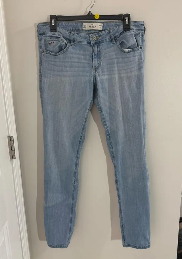 Hollister Women's Light Blue Skinny Jeans 30 x 31 - Image 2