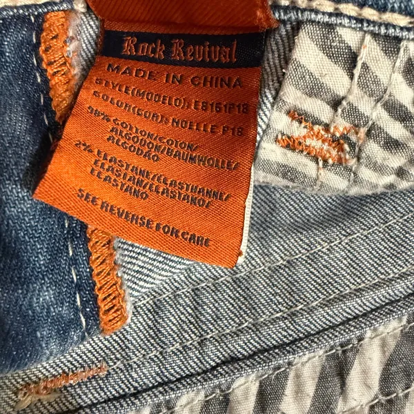 Rock Revival Noelle Capri Jeans Women 28 Blue Medium Wash Embellished Buckle Y2K - Image 12
