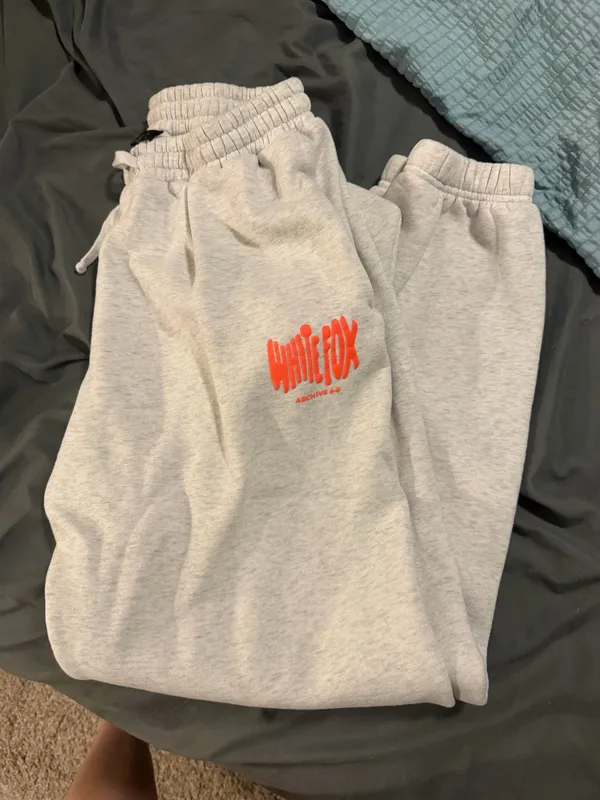White Fox Set Boutique Matching Sweat - Image 4
