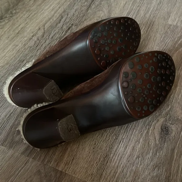 UGG Australian Slip on Shearling Heels Size 8 - Image 10