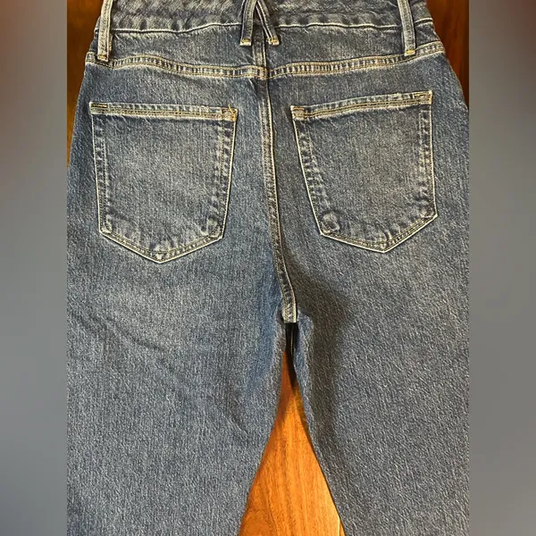Good American Good Legs Straight Jeans - Image 7