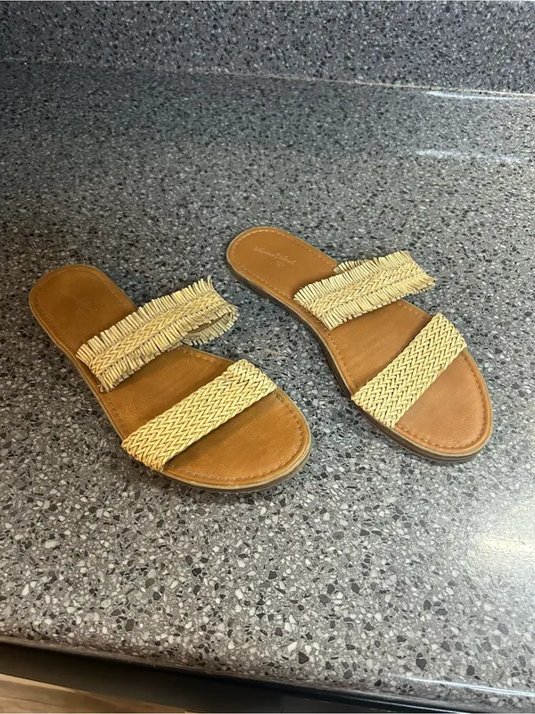 Universal Thread Tan Braided Double-Strap Slide Sandals - Image 2